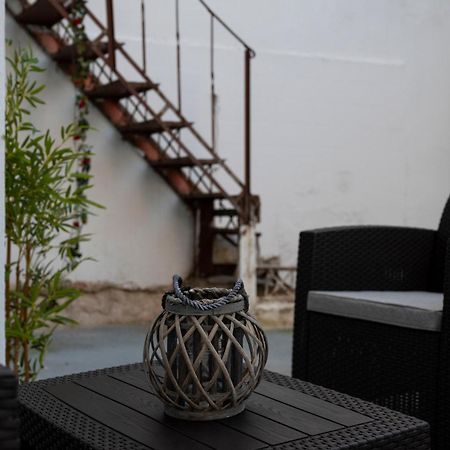 Thissio Getaway 2Ba Next To Athens Ancient Market المظهر الخارجي الصورة