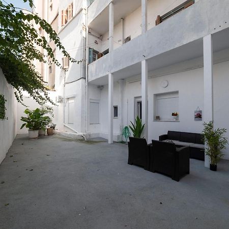 Thissio Getaway 2Ba Next To Athens Ancient Market المظهر الخارجي الصورة