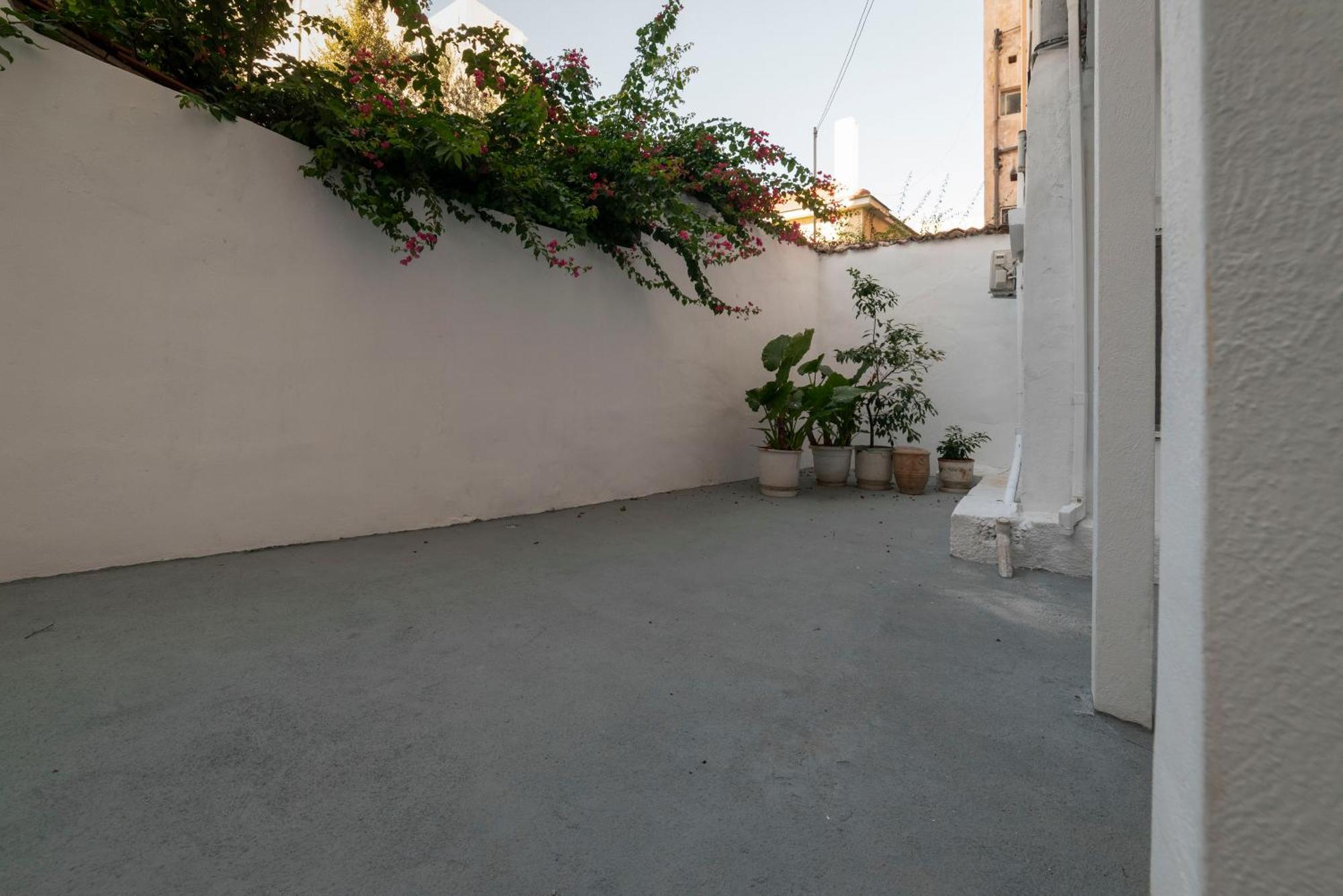 Thissio Getaway 2Ba Next To Athens Ancient Market المظهر الخارجي الصورة