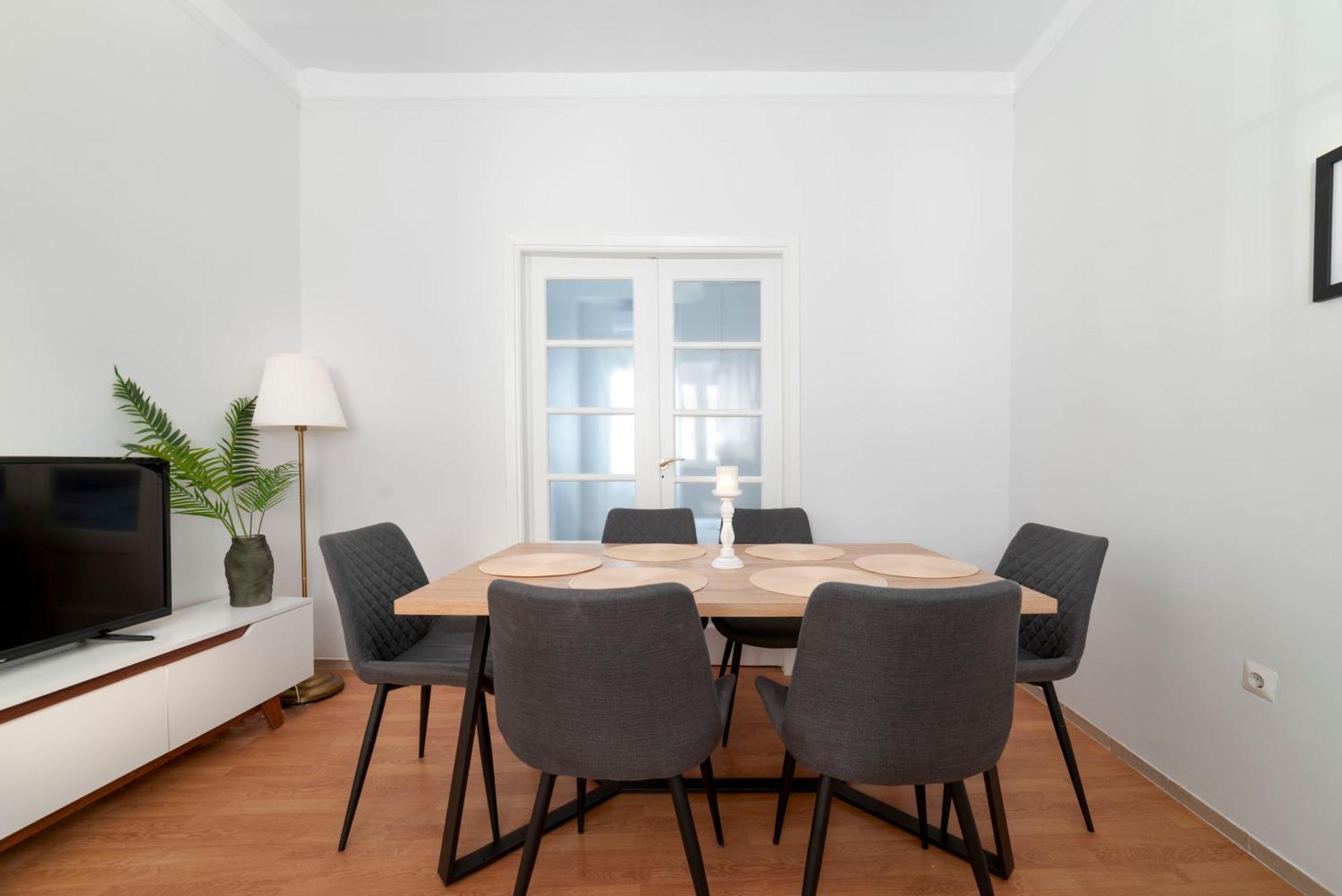 Thissio Getaway 2Ba Next To Athens Ancient Market المظهر الخارجي الصورة