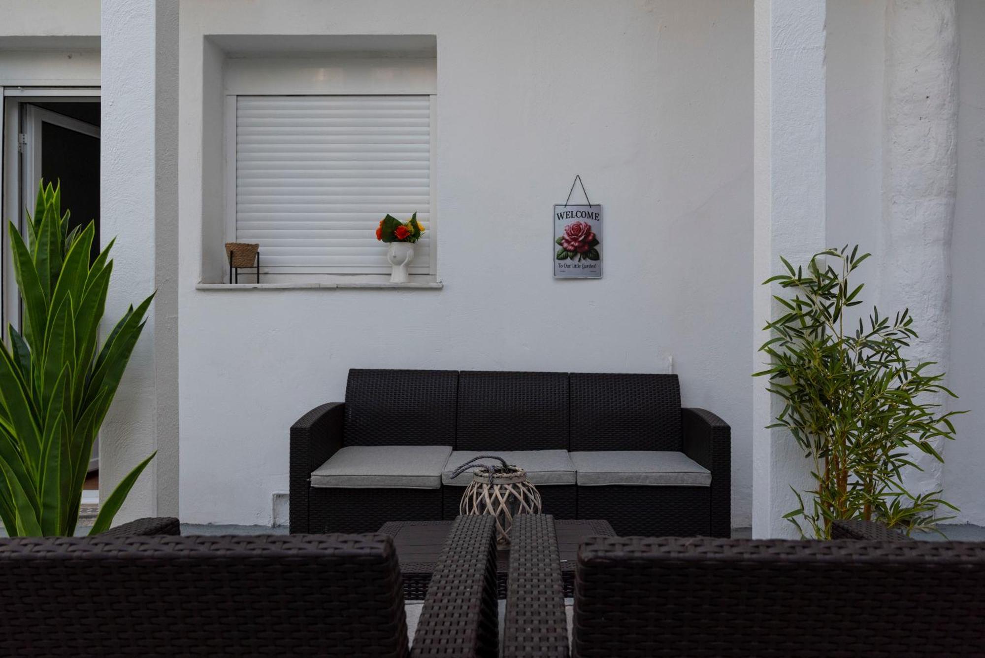 Thissio Getaway 2Ba Next To Athens Ancient Market المظهر الخارجي الصورة